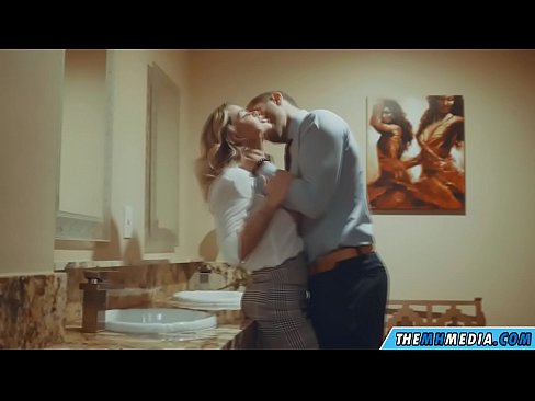 ❤️ Kad te prsata plavuša zavede u javnom zahodu ️❌ Prekrasni porno na hr.porn-mz.ru ❌